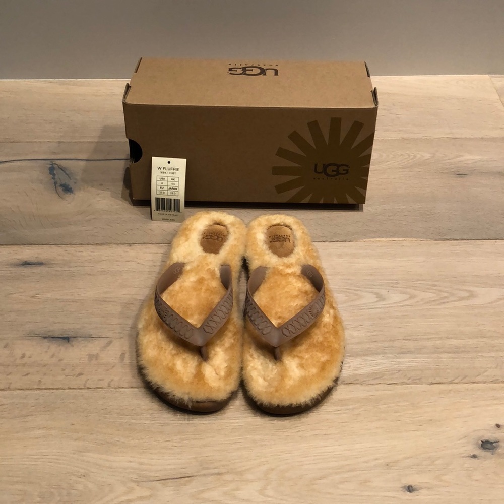UGG Chestnut Fluffy Rubber Flip Flops Size 6